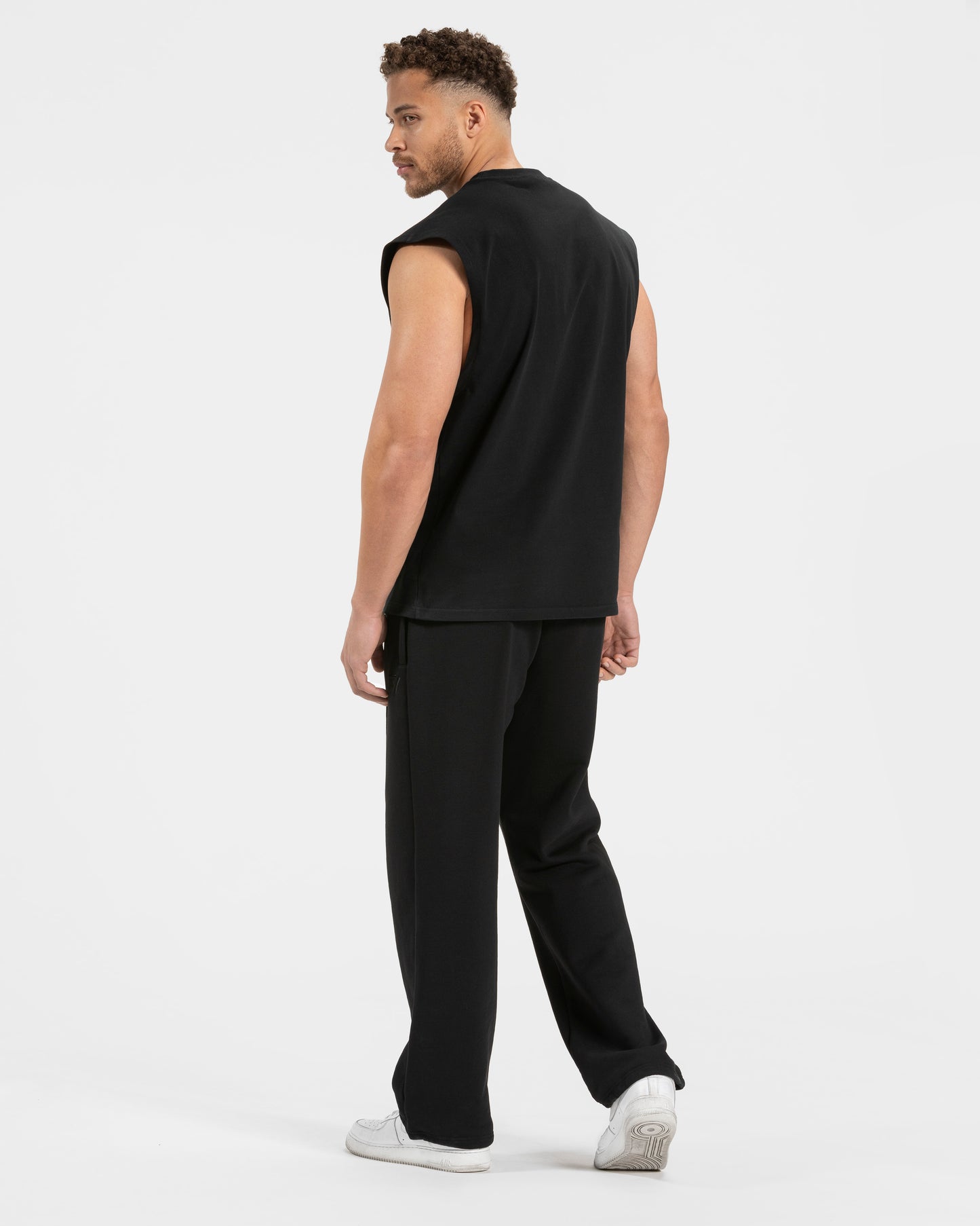 Ignite Straight Leg Jogger "Schwarz"