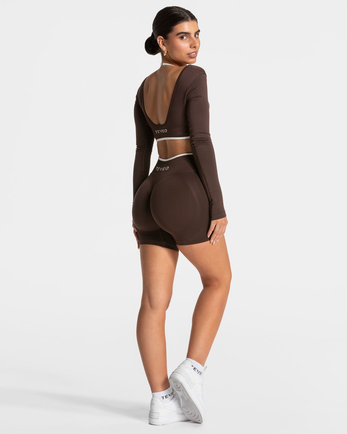 Ignite Sculpt Scrunch Short "Espresso"