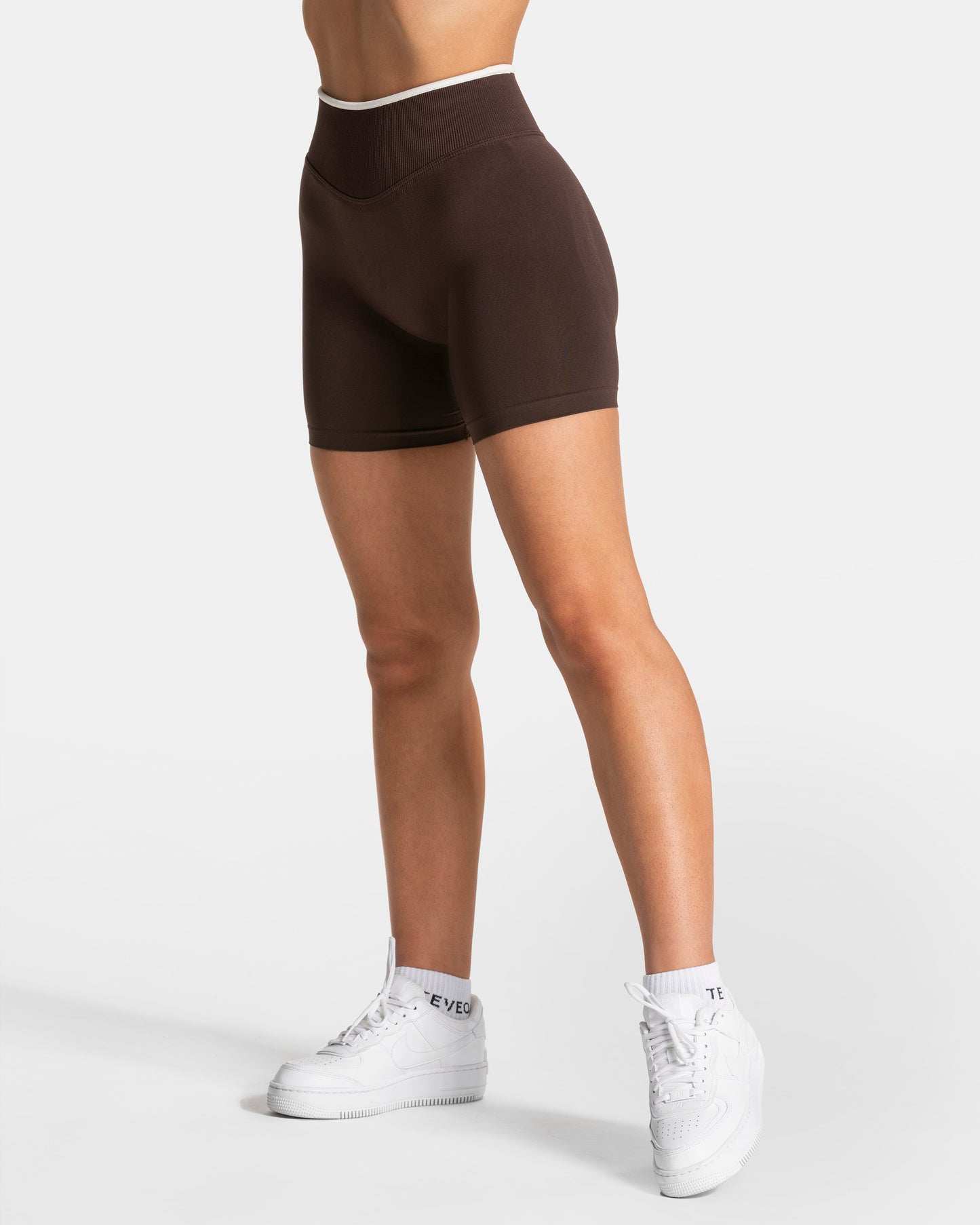 Ignite Sculpt Scrunch Short "Espresso"