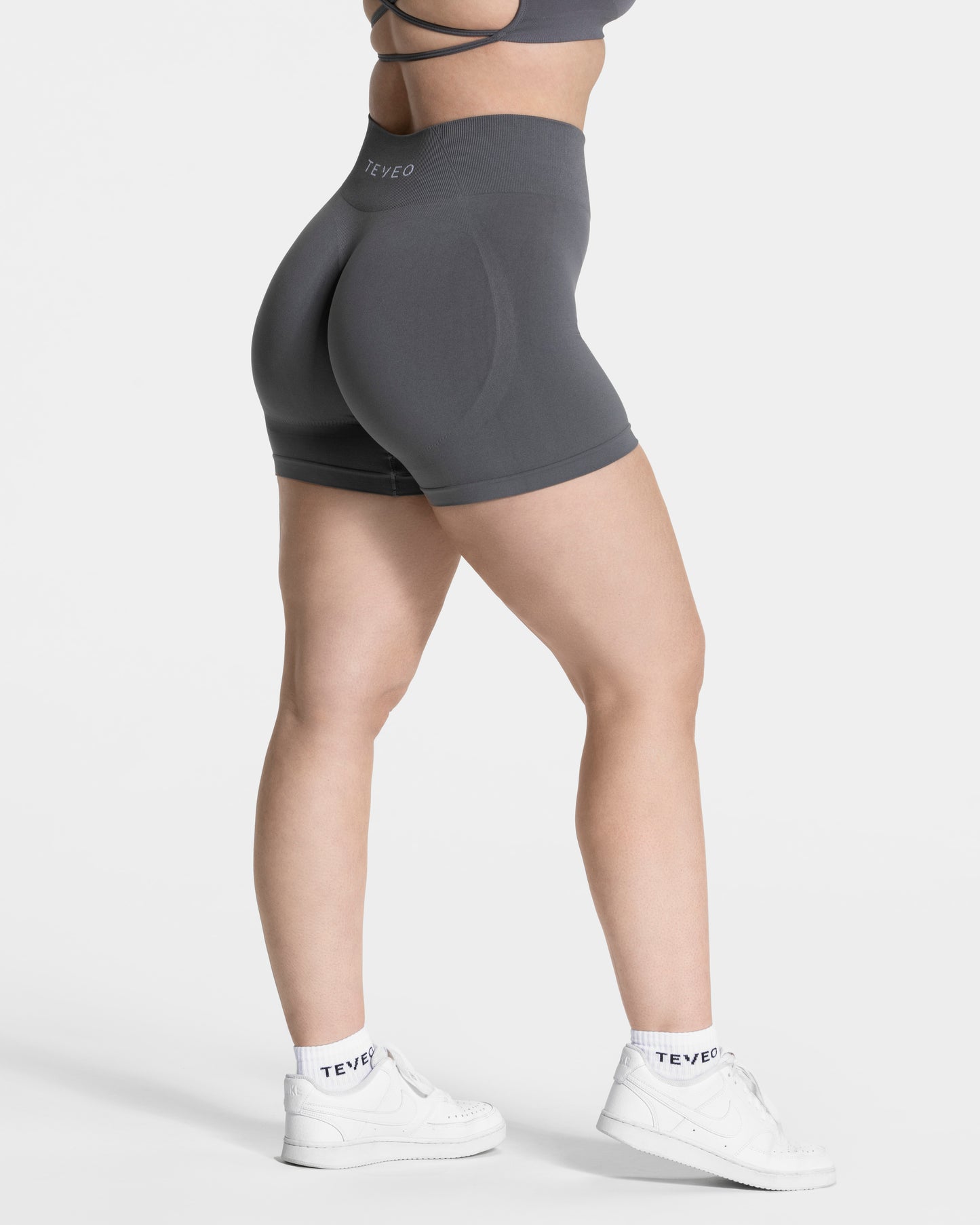 Short Pure Covert Scrunch « graphite »