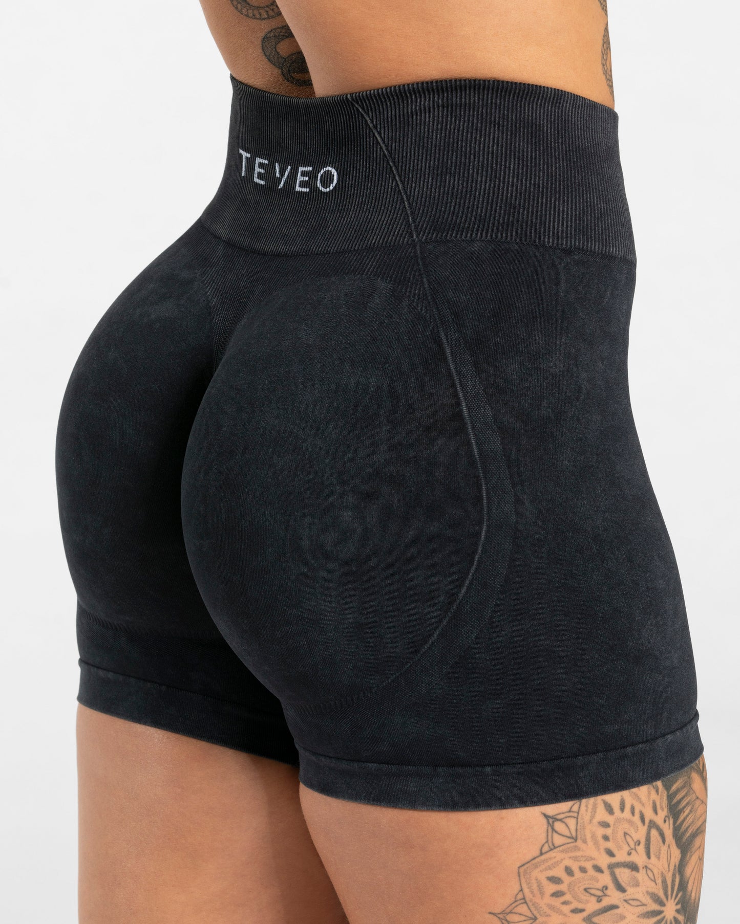 Short Acid Covert Scrunch « noir »