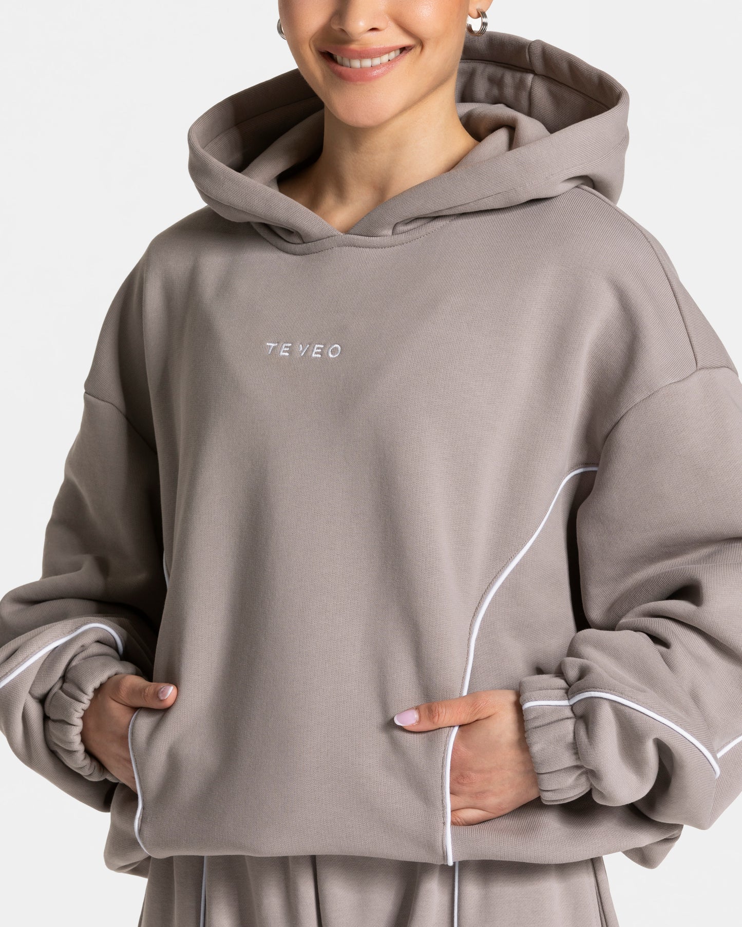 Ignite Hooded Sweater "Stone"