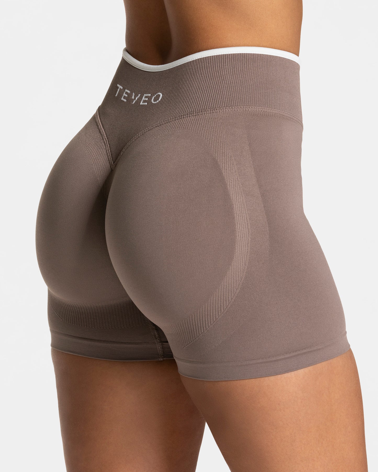 Ignite Sculpt Scrunch Short "Mokka"
