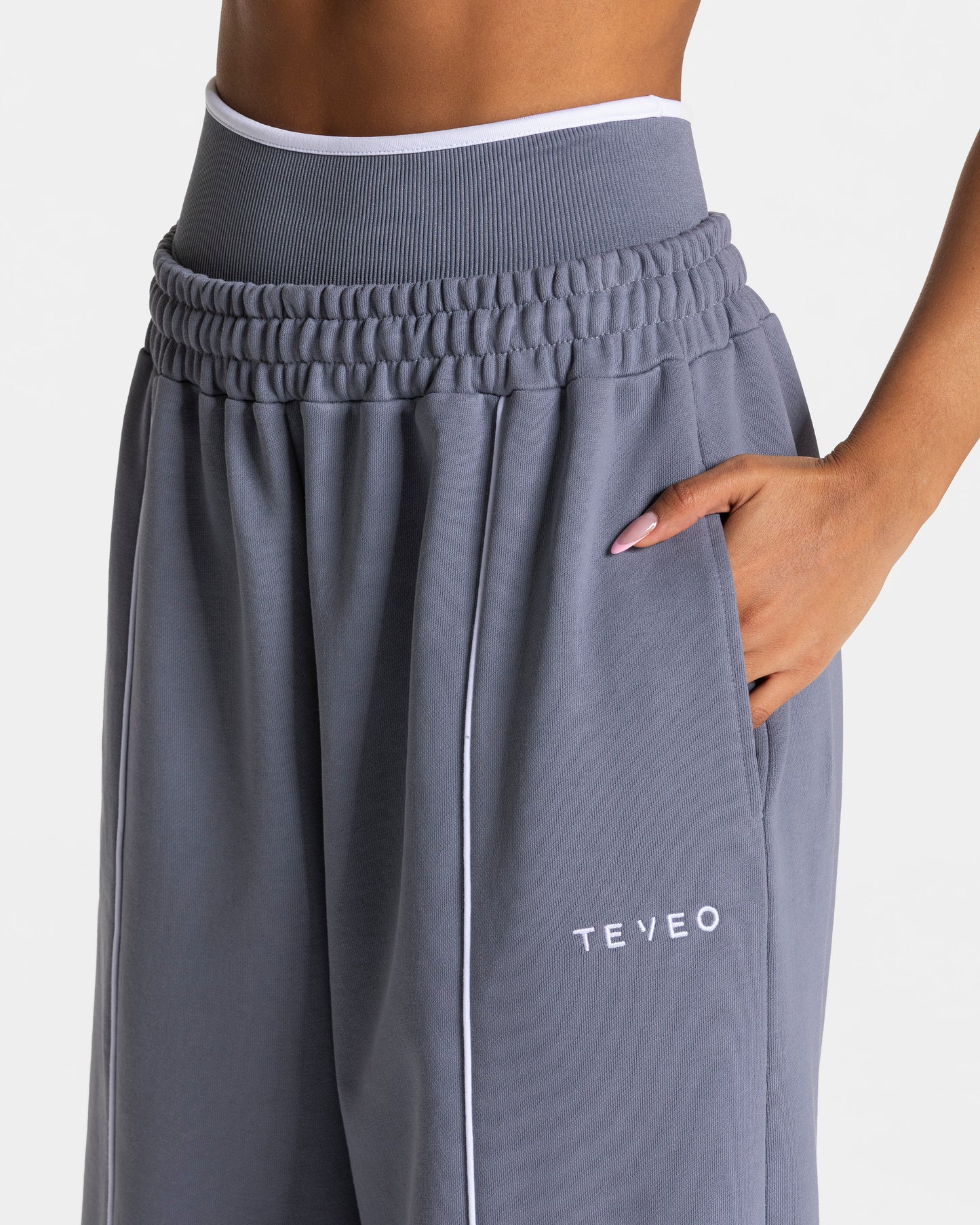 Ignite Wide Leg Jogger "Eisgrau"