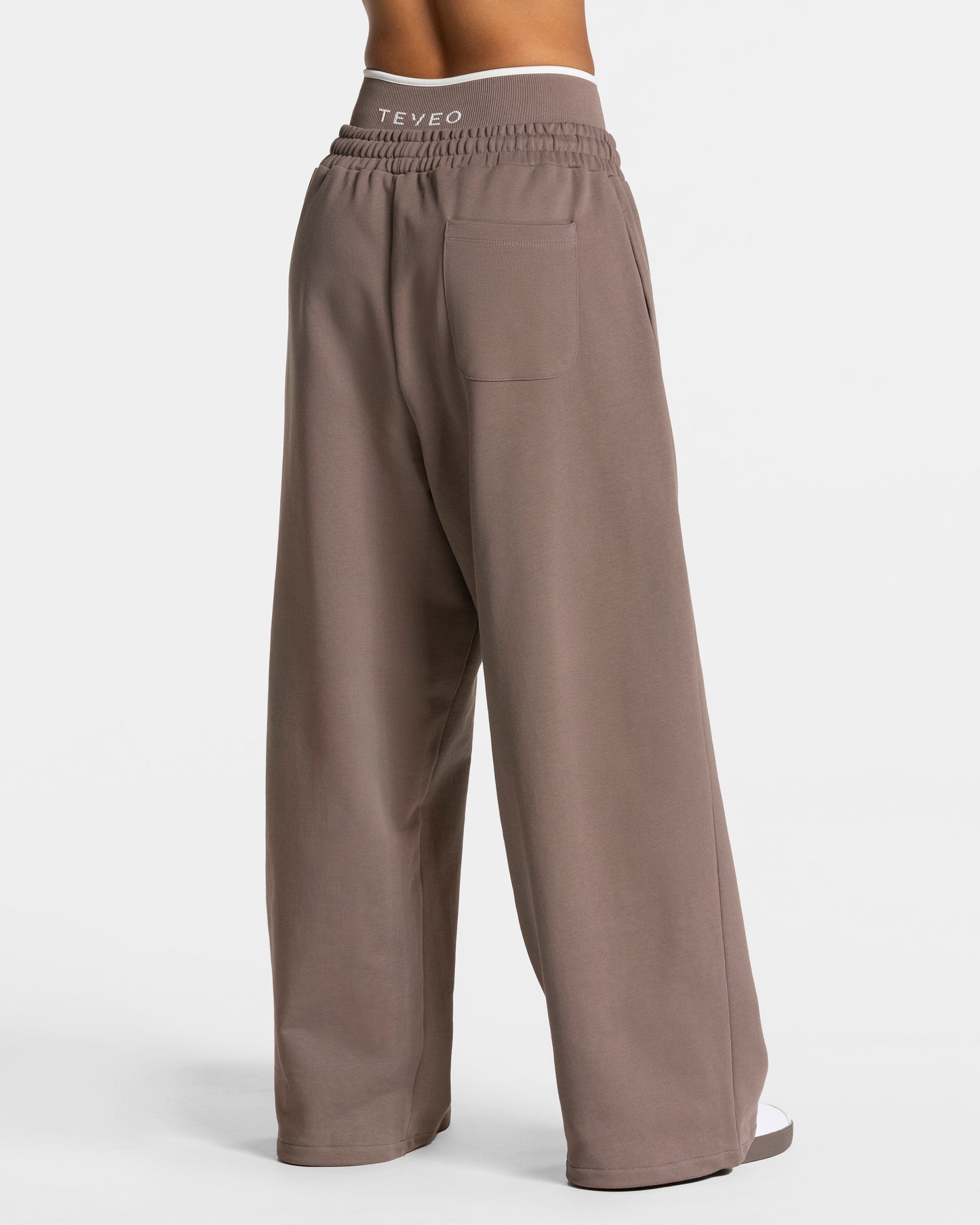 Ignite Wide Leg Jogger "Mokka"
