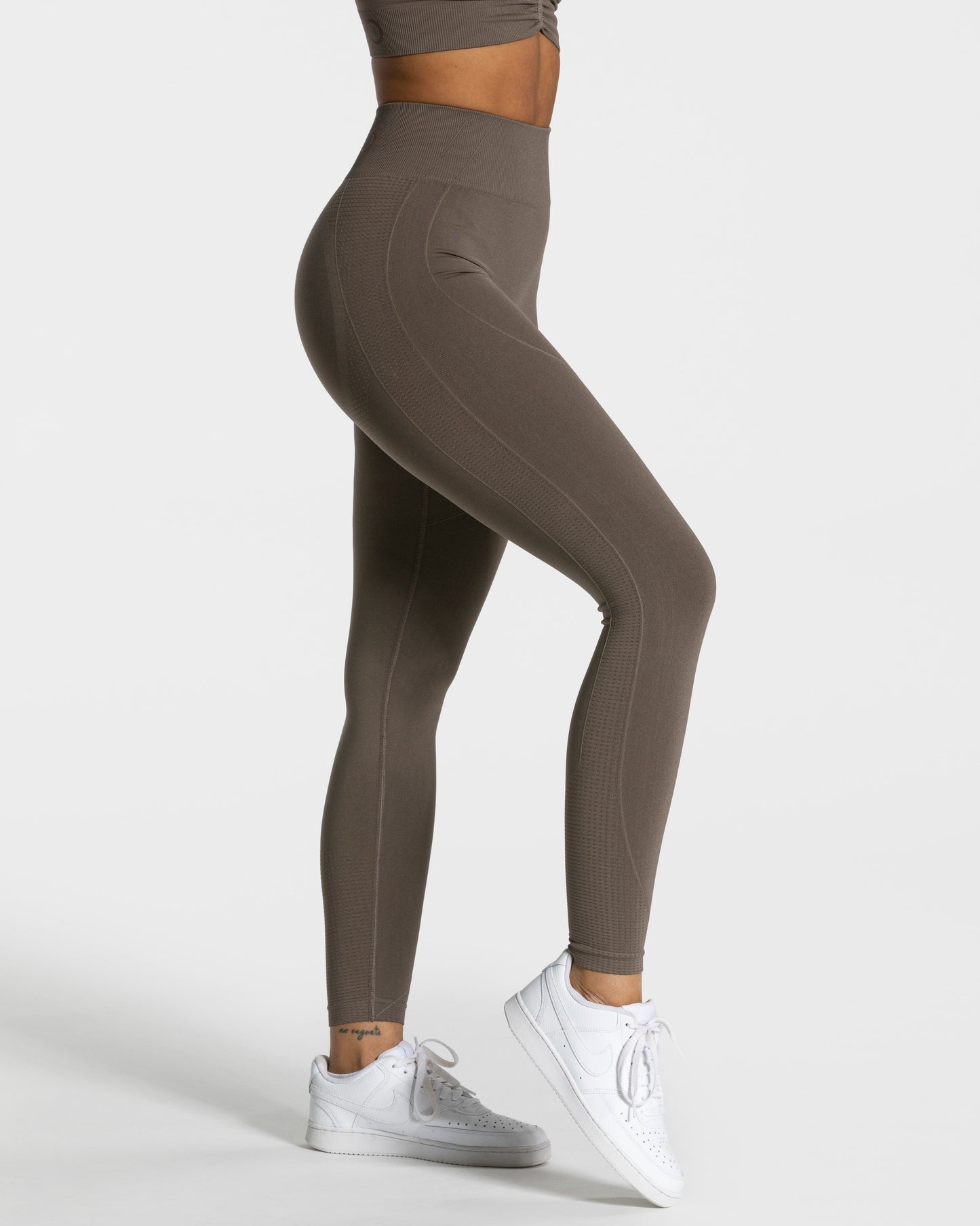 Focus Scrunch Leggings "Taupe"